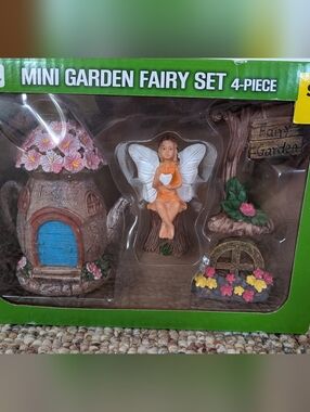 Miniature Fairy Garden Set